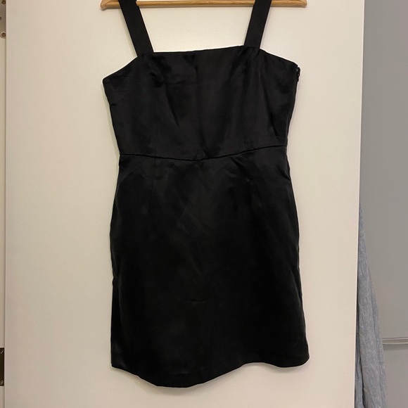 Wilfred Free, perfect black dress. Never worn! - Picture 1 of 3